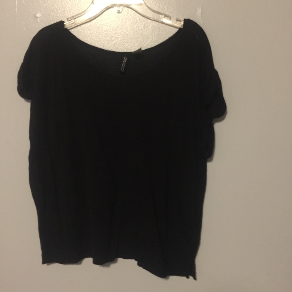 Solid black top from H&M